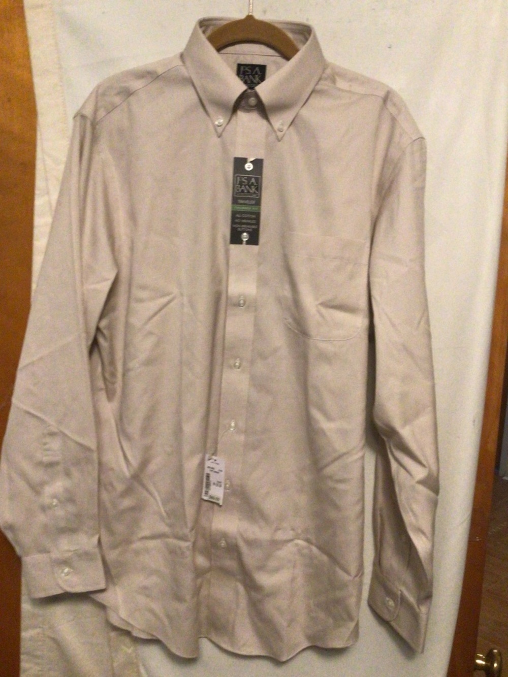 Jos.A.Bank no wrinkles Performance with button down slim shirts SZ 161/2 x2 NWT